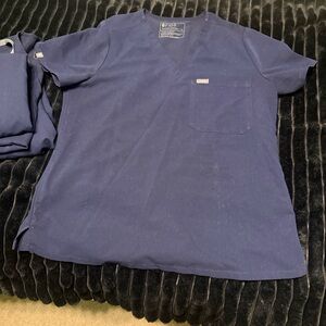 Figs-Navy Blue Medium Scrub Set with figs navy blue joggers